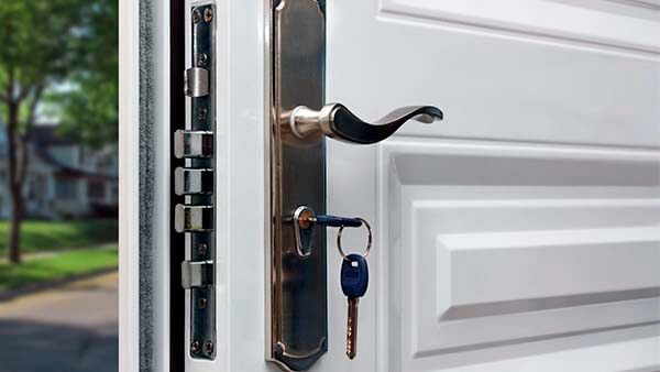 Установка дверей в Харькове