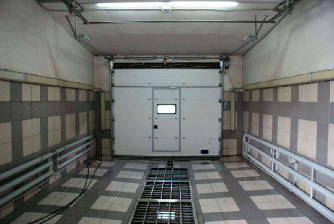 Ворота автомойки Харьков